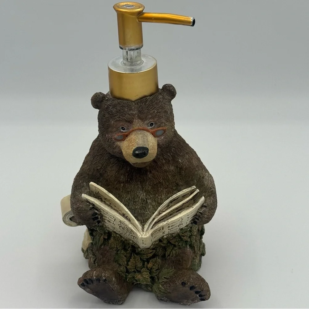 Jeffrey Severn Northern Woods Bathtub Moose Reading Bear Toothbrush Soap Lotion